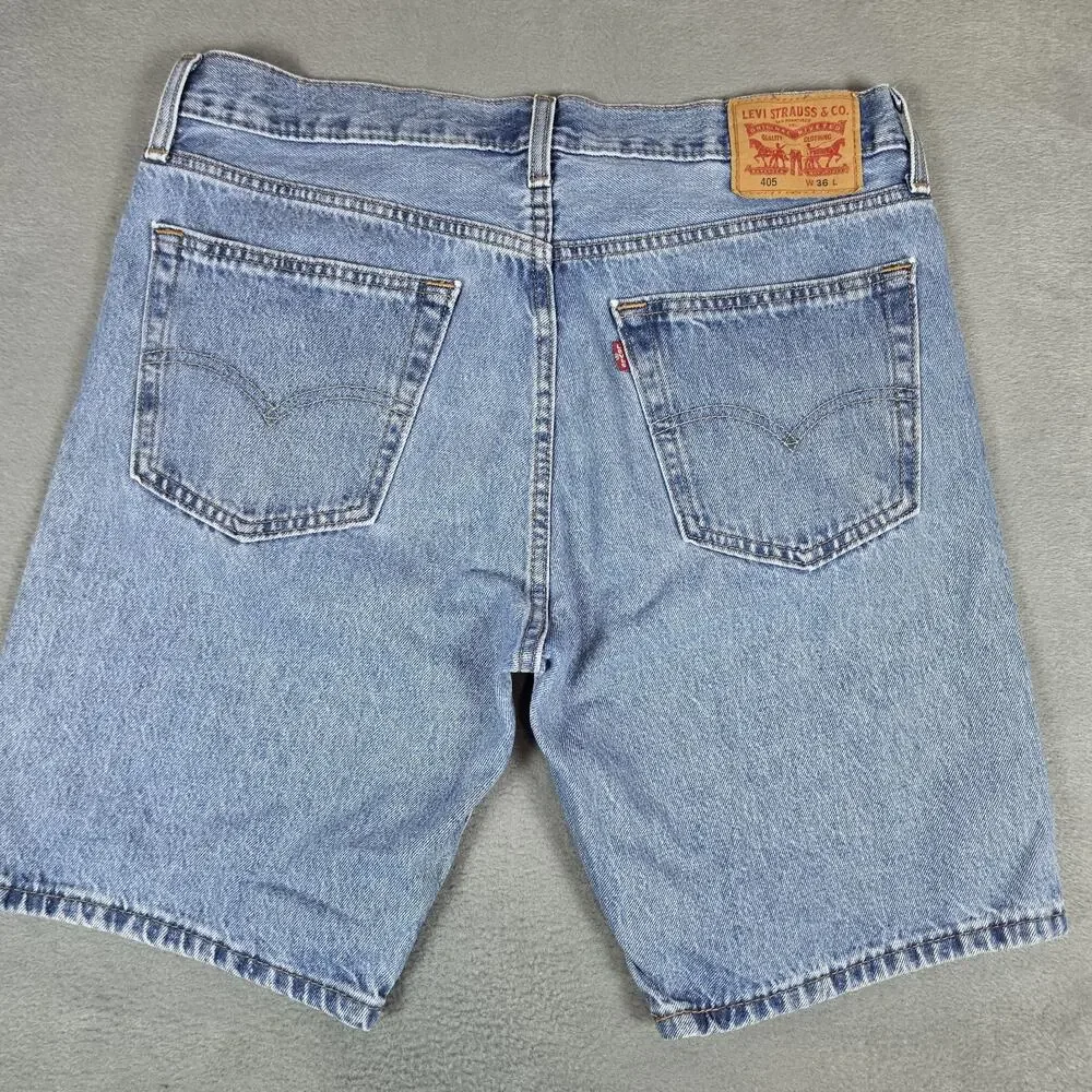 Levi's 550 Relaxed Fit Denim Shorts Men's Size 36 Light Wash Blue Jean Shorts